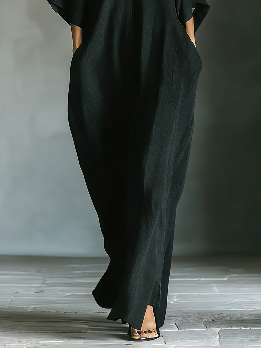 Catalina | Bata maxi negra de mangas kimono