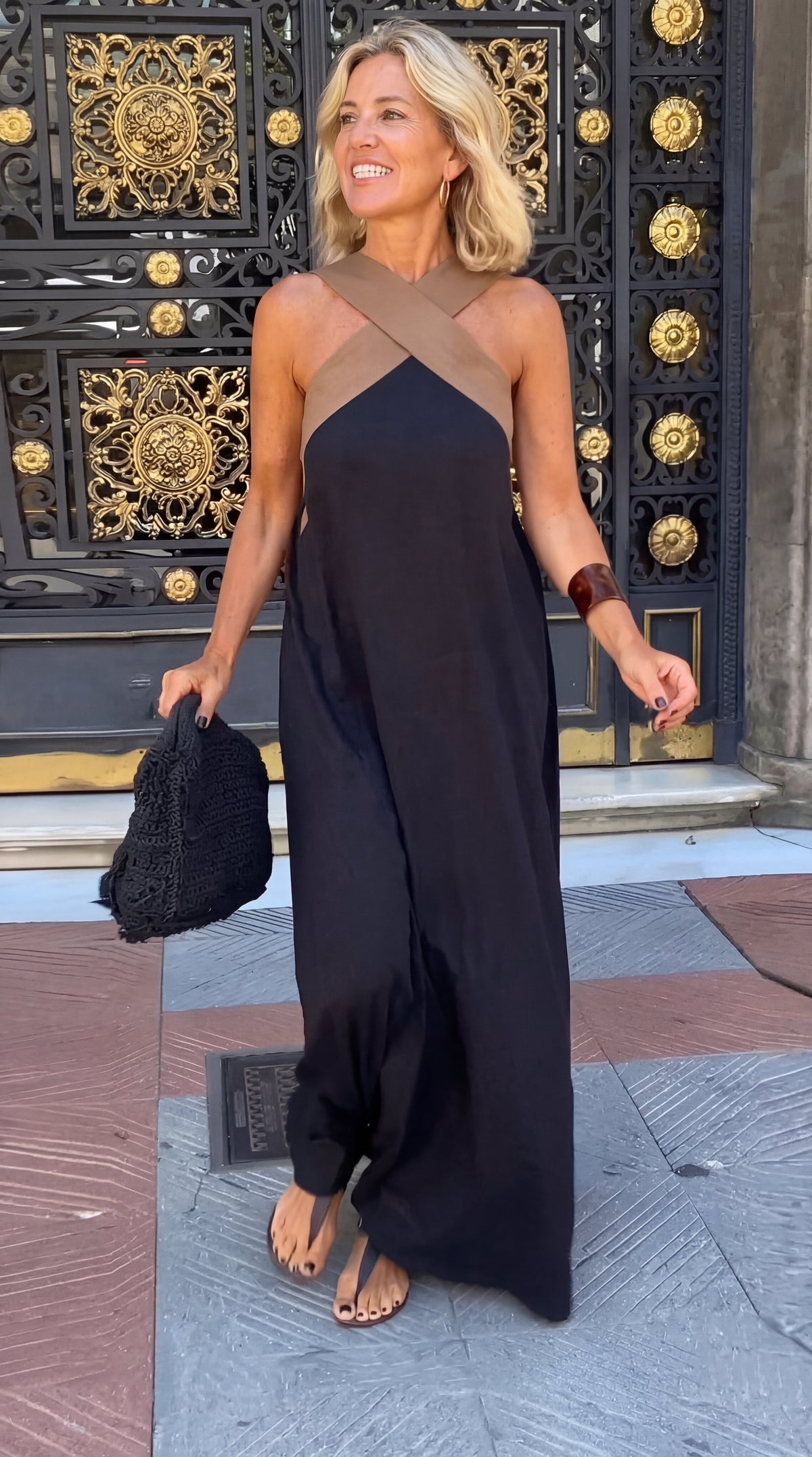 Renata | Vestido elegante de corte envolvente