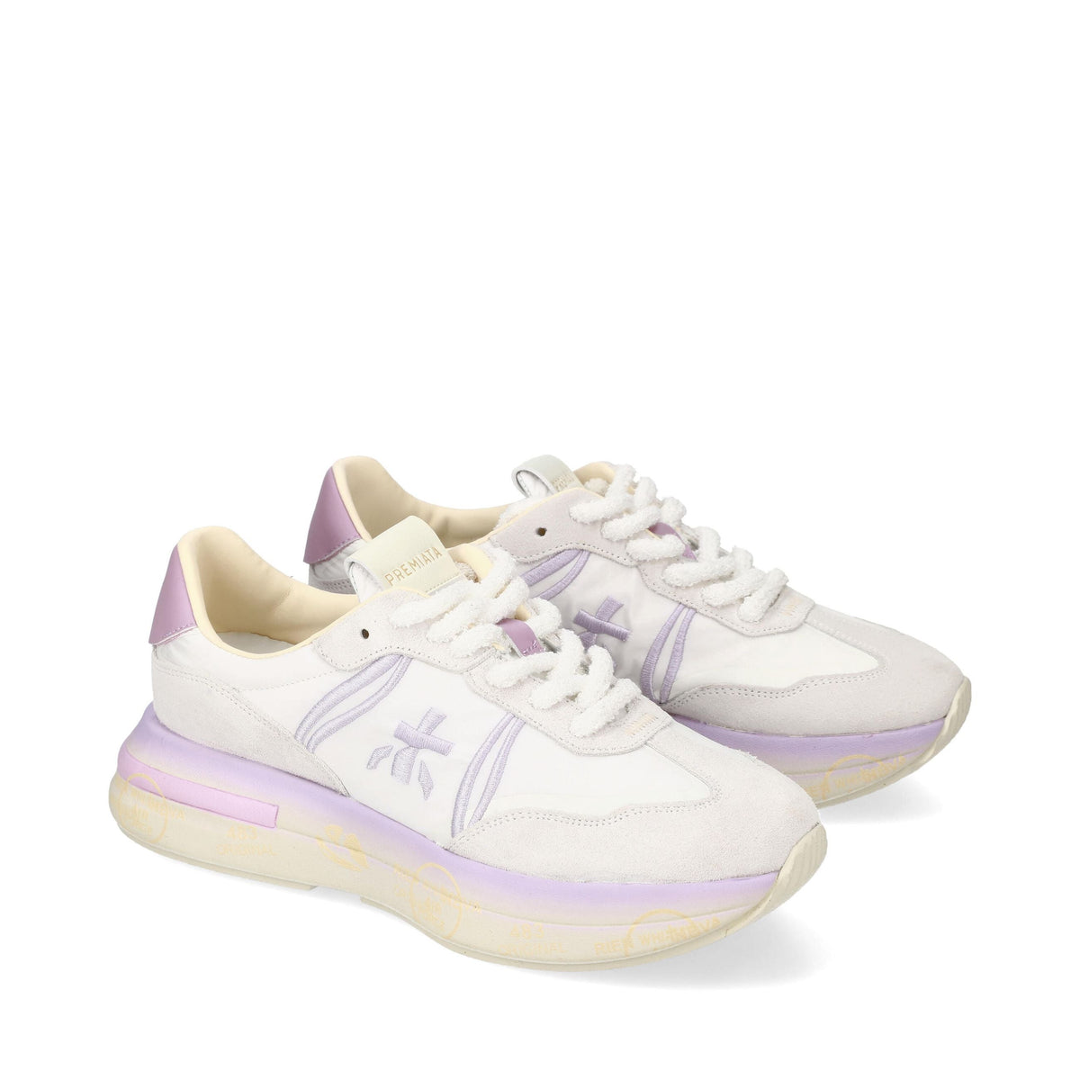 Zapatillas de mujer Premiata Cassie 7383 - Estilo icónico y comodidad diaria