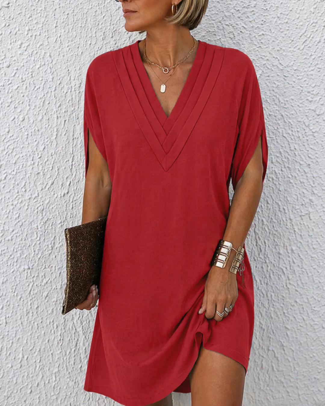 Eva | Vestido elegante con escote en V y falda fluida