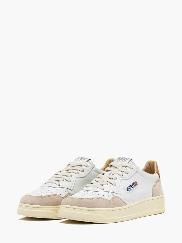 Zapatillas de Hombre AUTRY AULMLS76 – Estilo Icónico y Comodidad Diaria