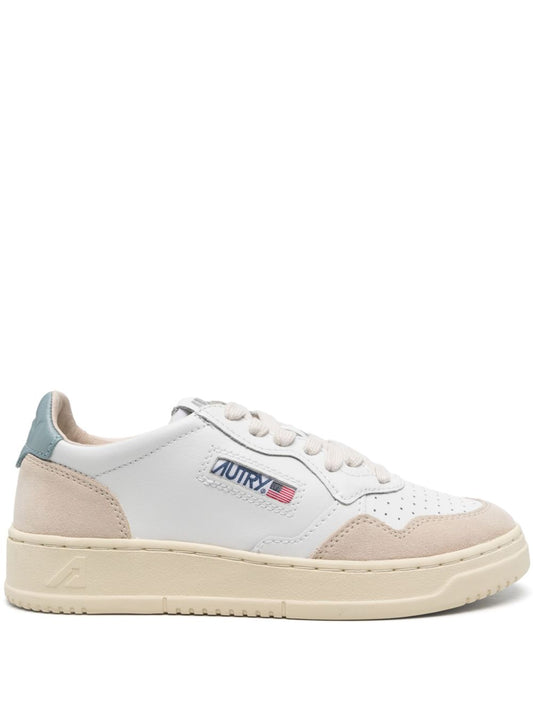 Zapatillas de mujer Autry AULWLS79 – Estilo icónico y comodidad diaria