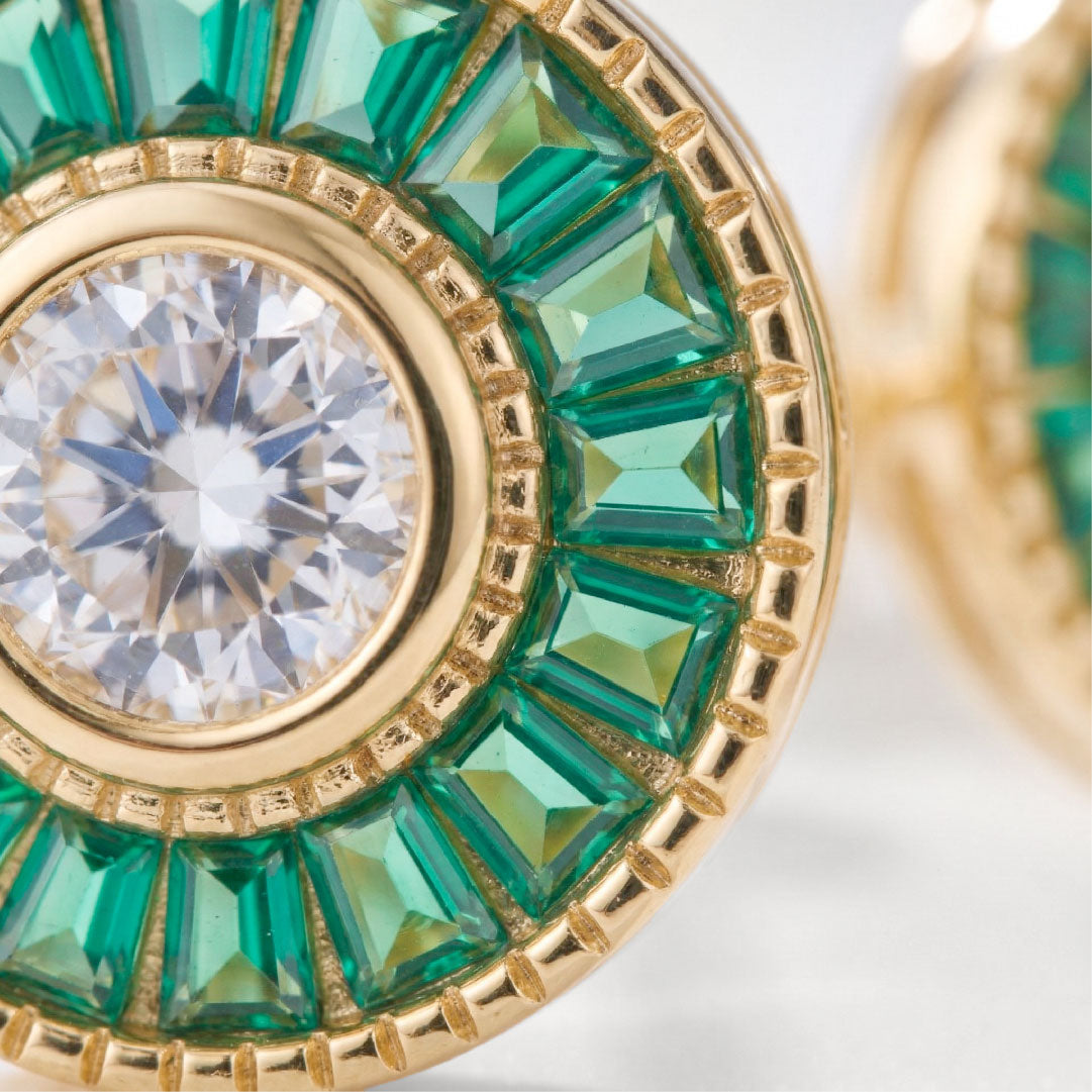 Aretes Esmeralda Clara — Brillo y Elegancia
